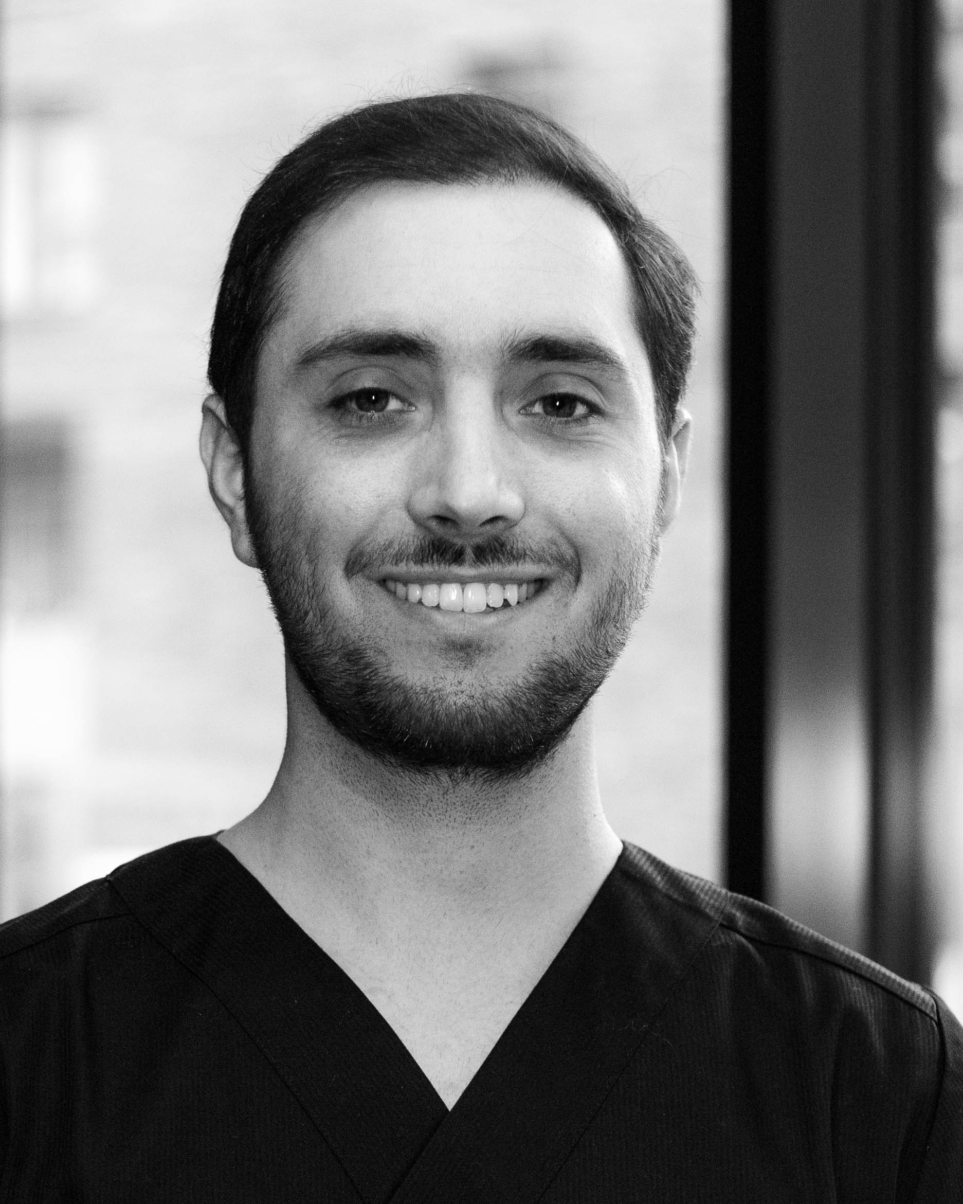 Tannlege — eier og grunnlegger Toni Berg Alsamaria ved Dental Studio